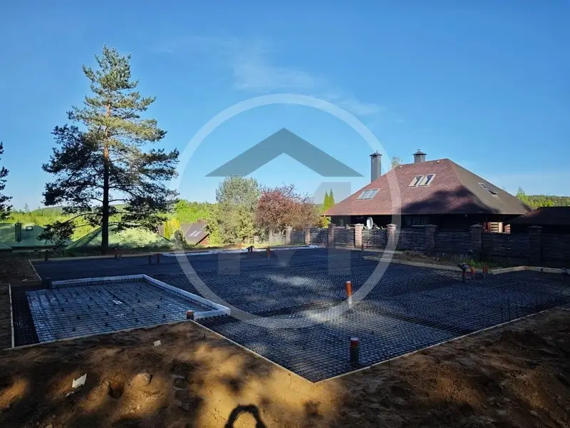 Плита фундаментная ребристая в д. Околица